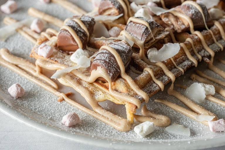 waffle de chocolate e kinder
