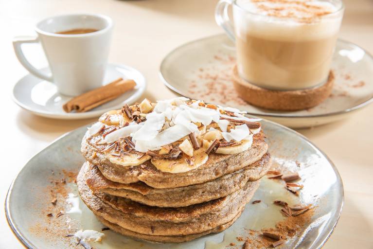 fotografia de panqueca da manhã photofood fotografia de comida, fotografia profissional