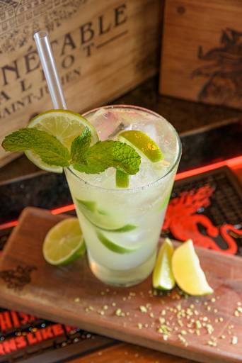 Fotografia profissional de drinks e comidas ribeirão preto, photo&food, fotógrafo, fotografia de comida, caipirinha