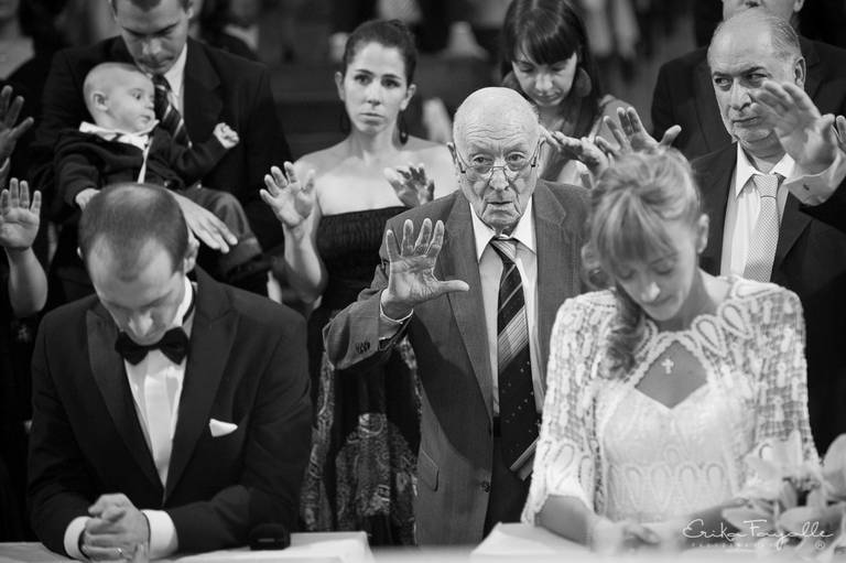 Novios, bendición en matrimonio. Boda Argentina