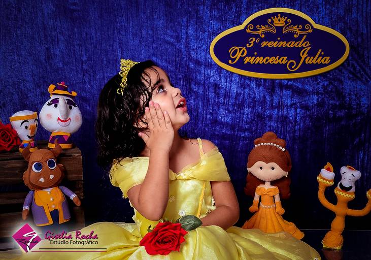 Book infantil bela e a fera 