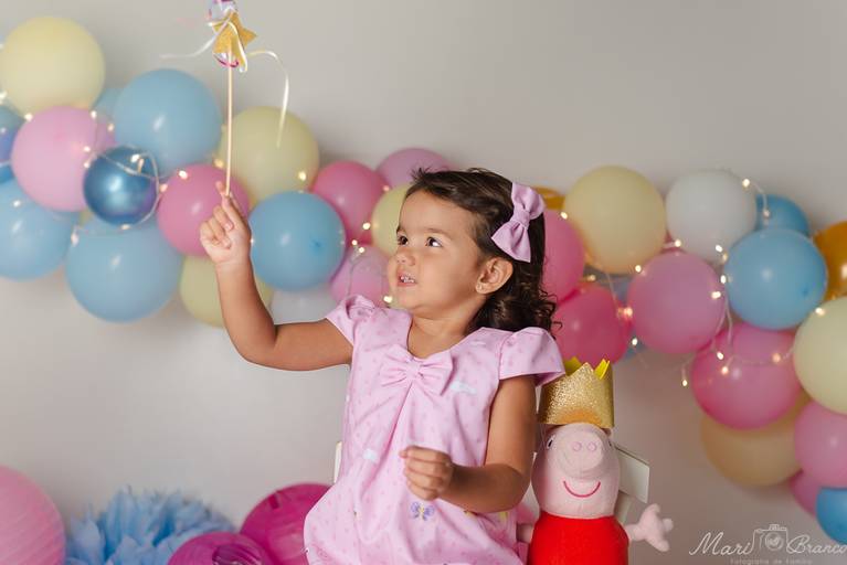 Sessão fotográfica 2 aninhos smash the cake menina Peppa estúdio Freguesia Jacarepagua Rio de Janeiro