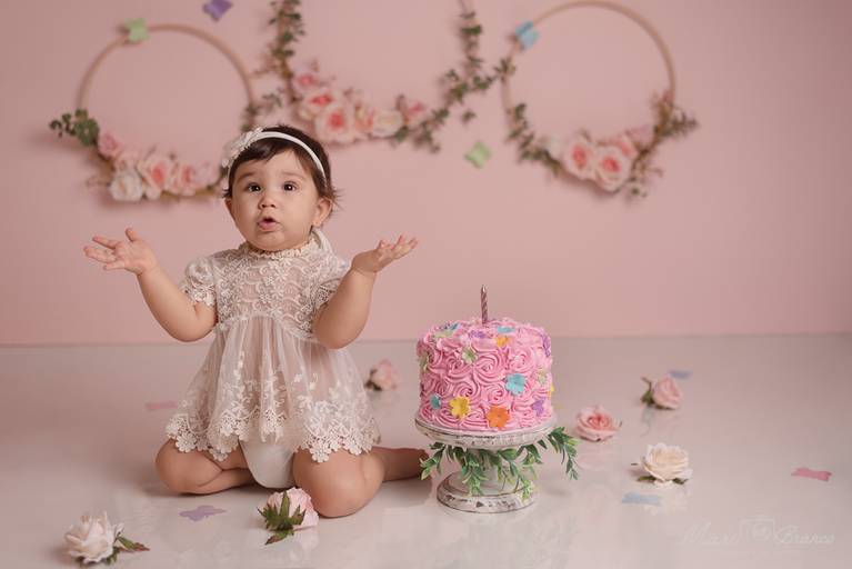 Ensaio Smash the cake menina jardim encantado estúdio Freguesia Jacarepagua Rio de Janeiro