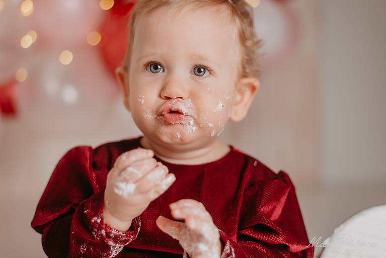 Sessão Cake Smash 1 aninho com bolo menina clean
