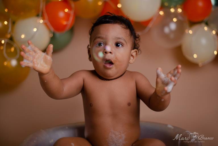 Ensaio Smash the cake menino Rei leão estúdio Freguesia Jacarepagua Rio de Janeiro