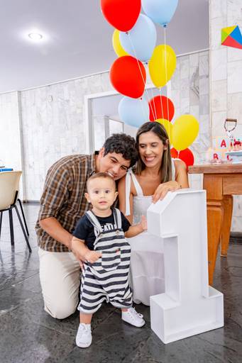 PRIMEIRO_ANIVERSÁRIO