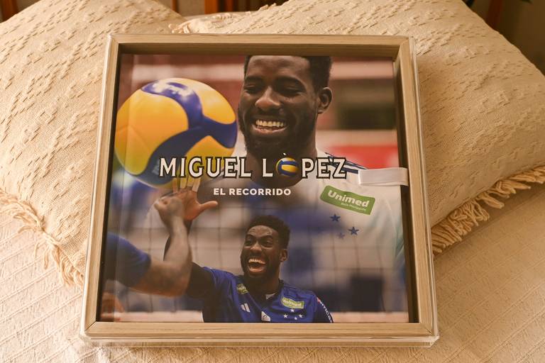 Miguel_Lopez_volei_sada