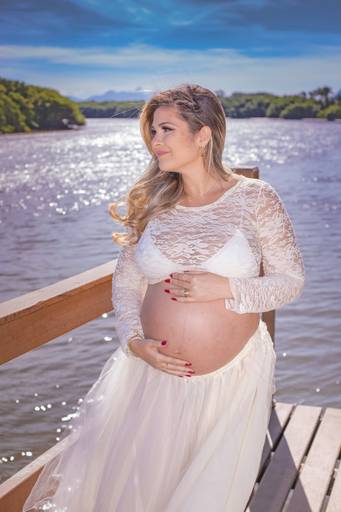 BLUSA DE RENDA MANGA COMPRIDA E SAIA DE TULE MARFIM