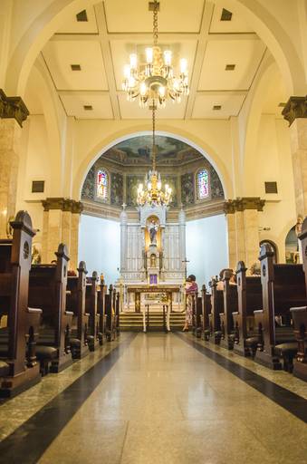 nave-da-igreja-catolica