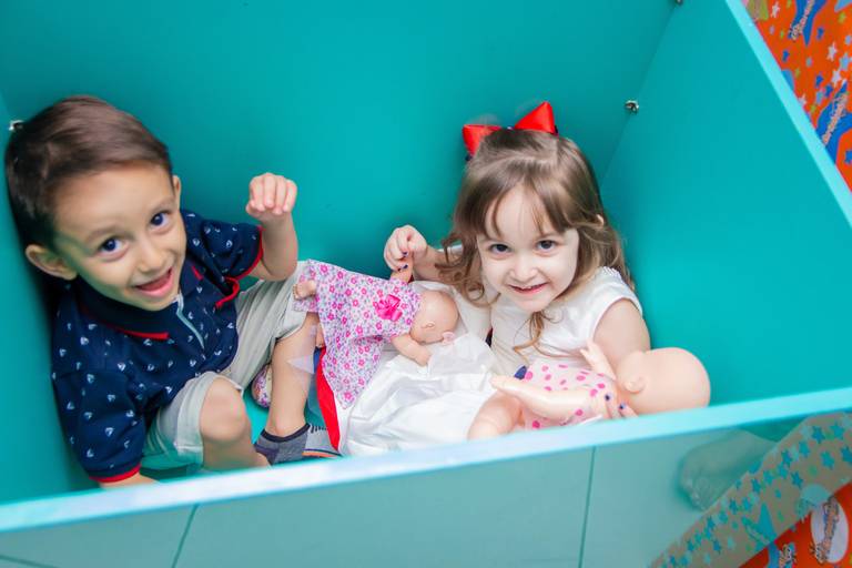 buffet zapteen bauru, aniversário baby shark, personagem baby shark bauru, crianças brincando, fotógrafo infantil bauru