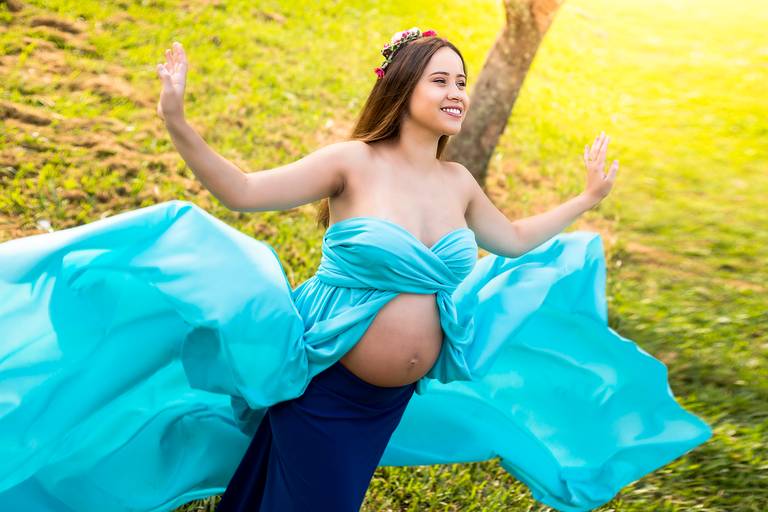 gestante, fotografo marco aurelio em sao paulo, criativo, borboletas, jardim, fotografo em sao paulo, fotografo de ensaio, fotografo de moda, 