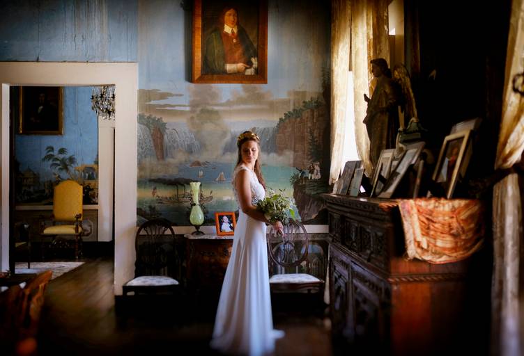 fotografia da noiva na Casa Grande do Fontão