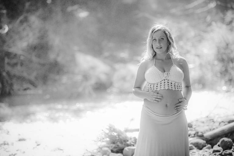 book de gestante em porto alegre e cachoeirinha foto gestante em preto e branco