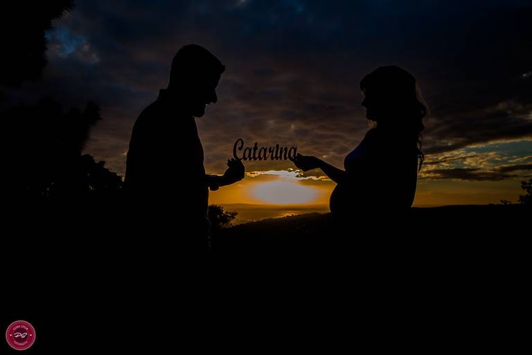 book de gestante em porto alegre e cachoeirinha imagem de casal em silhueta