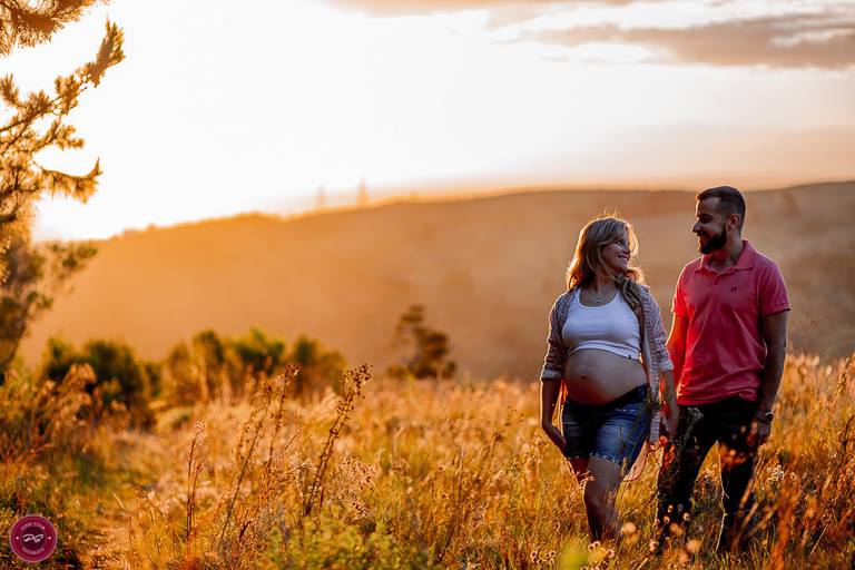 book de gestante em porto alegre e cachoeirinha casal grávido curtindo pôr do sol