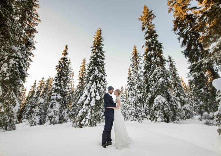 Casamento; Casar em Portugal; Noivos; Casal; Solteiros; Wedding Planner; Vestido de Noiva; Wedding Destination; Cheiro de Alecrim; Quinta do Eden, Casa de Abis; Fotografia de Casamento; Porto; Coimbra; Noivos; Sessão de Solteiros; Wedding Photography
