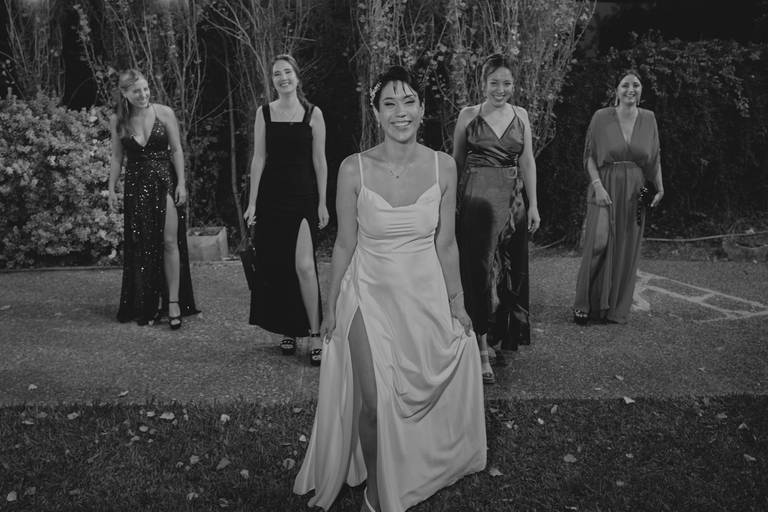 fotografía de bda novia por tirar el ramo fotografo Daniel Cuart dnxfotografia