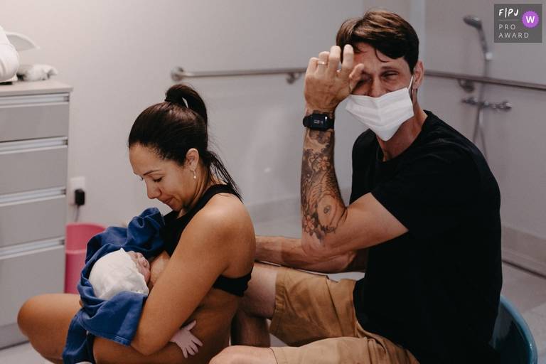 Foto premiada no 2 round do ano de 2021 pela FPJA - Family Photojournalist Association: Documentary Family - Dagi Pereira