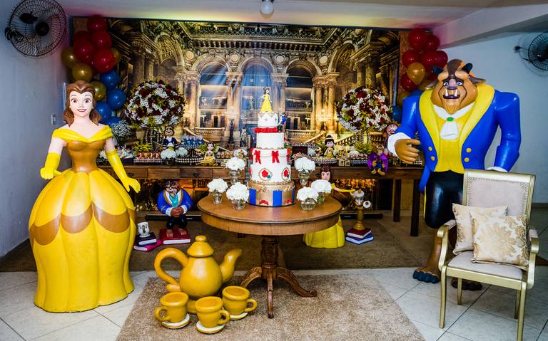 Tema: A Bela e a Fera 