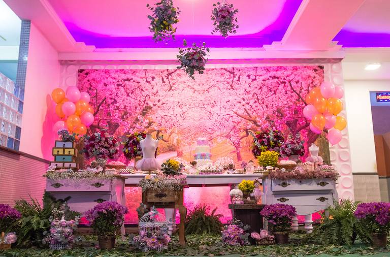 Tema: Jardim da Bailarina