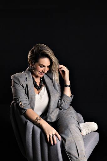 RETRATO DE PROFISSIONAL RETRATO CORPORATIVO CONSULTORA DE IMAGEM