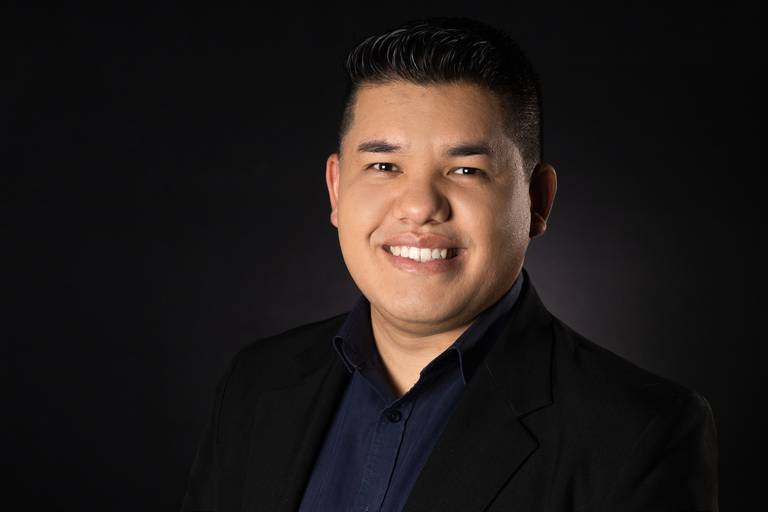 RETRATO DE PROFISSIONAL RETRATO CORPORATIVO CORRETOR DE SEGUROS