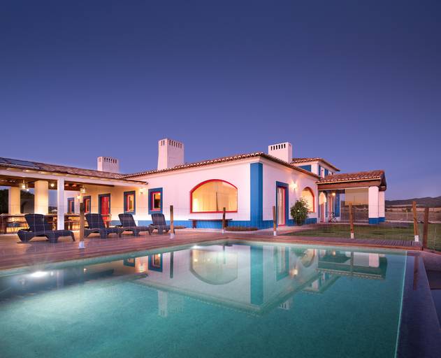 cabeça da cabra casa com piscina turismo