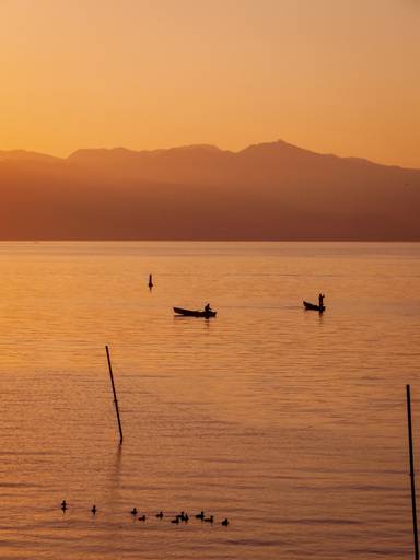 DESPERT-ANDO / EN CATEMACO
Entendí que para conquistar una  ciudad (por lo menos) no necesito espada.