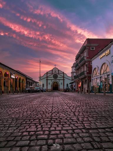 LEJANO INSTANTE
No es un sueño, pero vívelo como si lo fuera.