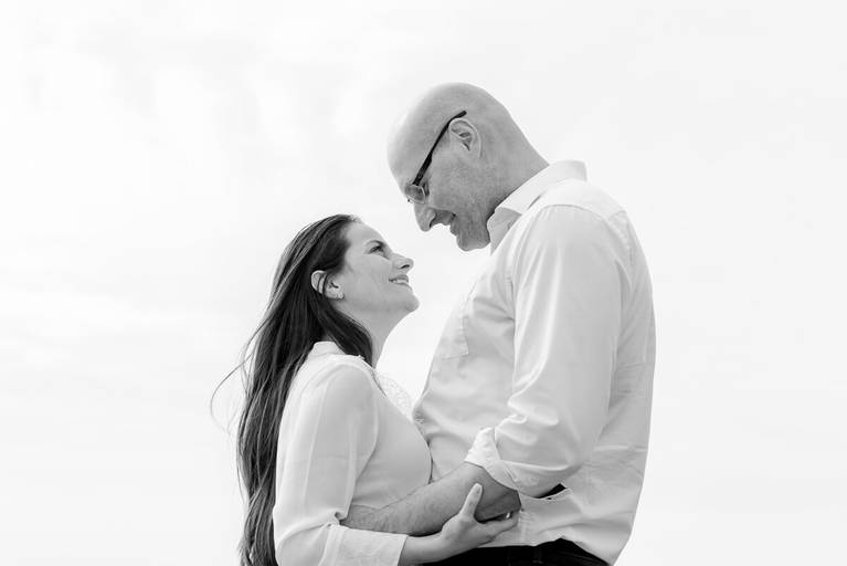 Alice e Steffen durante o ensaio de pre wedding nas ruínas do castelo Hohenrechberg, na cidade de Schwäbisch Gmünd, na 