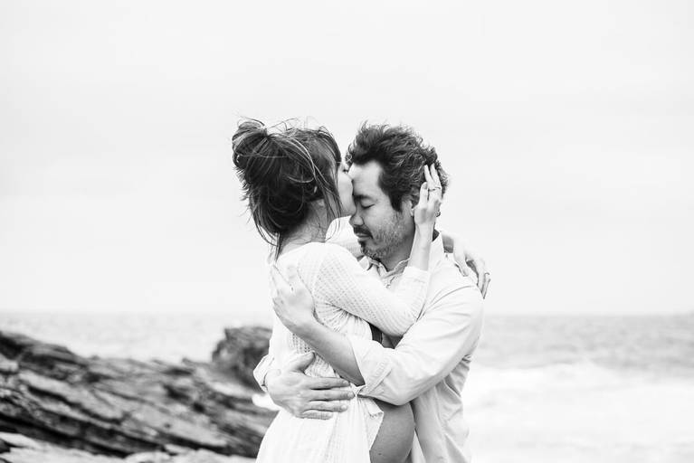 Ensaio do casal Silvinha e Luís à Silvinha e seu Benício na Praia da Ferradurinha, Búzios, pela fotógrafa Fabiana Bomfim.