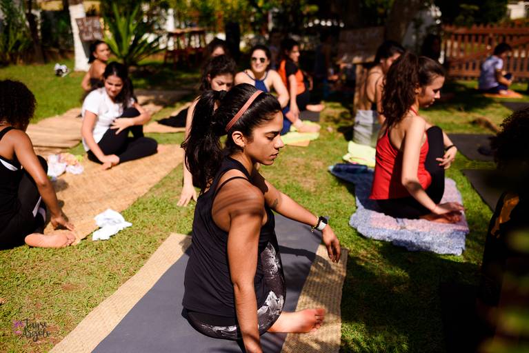 Quadra 6 Lote 5 - 2ª edição em 1 de setembro de 2019 - Alongamento com Andreza Bastos.