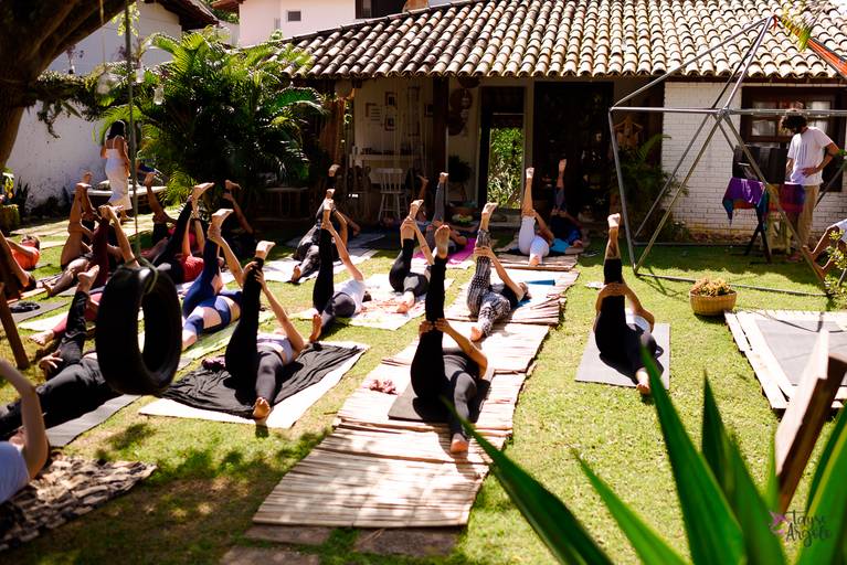 Quadra 6 Lote 5 - 2ª edição em 1 de setembro de 2019 - Alongamento com Andreza Bastos.