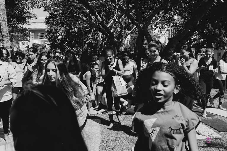 Quadra 6 Lote 5 - 2ª edição em 1 de setembro de 2019 - Alongamento com Andreza Bastos.