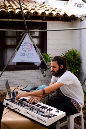 Quadra 6 Lote 5 - 1ª edição em 28 de julho de 2019 - Yoga com Thais Khoury.