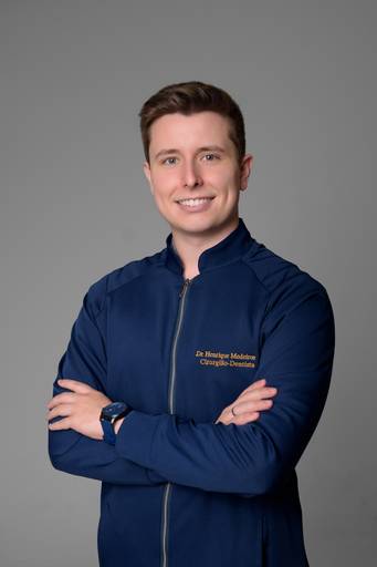 Foto formando formatura Odontologia UDC