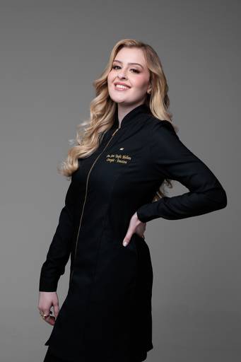 Foto formando formatura Odontologia UDC