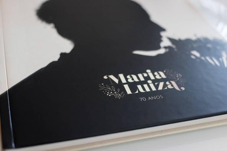 álbum personalizado em homenagem aos 70 anos da Maria Luiza