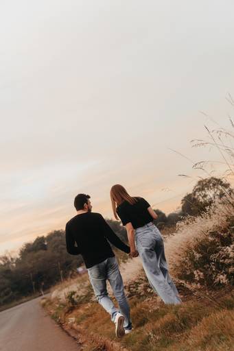 Ensaio casal coom cerveja