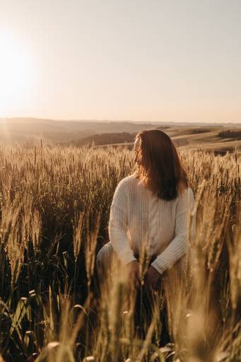 ensaio feminino no trigo