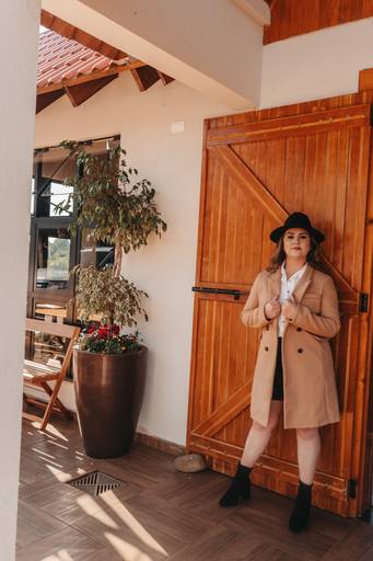 ensaio feminino inverno em chalé