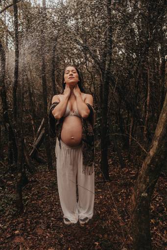 Ensaio gestante com água