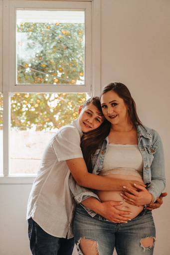 Ensaio de gestnate feito em casa