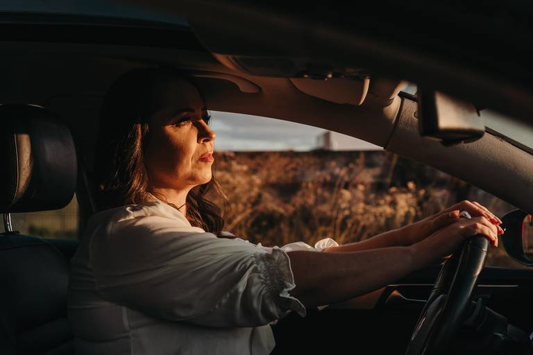 Foto feminina urbana