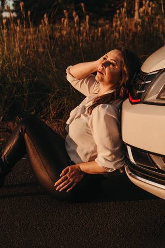 Foto feminina urbana