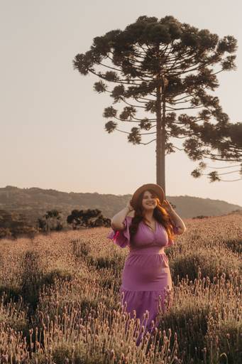 Ensaio feminino na lavanda