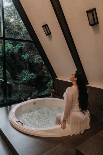 ensaio feminino piscina