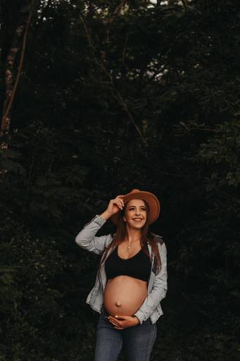 ensaio de gestante na fazenda