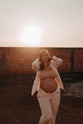 foto de gestante em obra