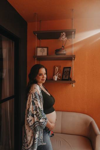 ensaio de gestante em casa